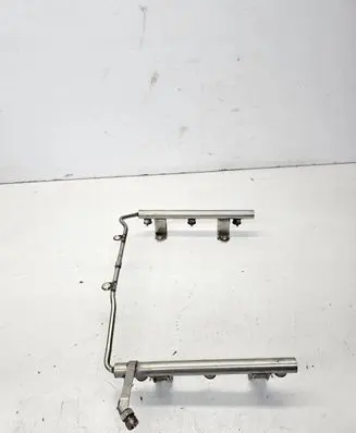 Audi A6 S6 C6 4F Fuel injector supply line/pipe 06E133681FOK