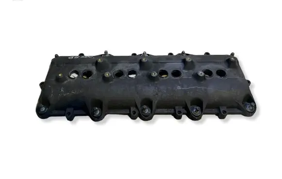 Dodge Challenger Rocker cam cover 