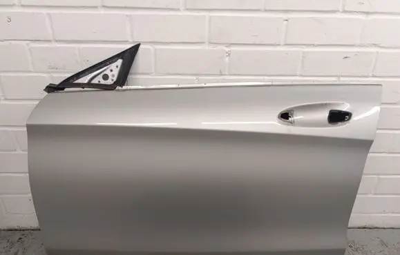 Mercedes-Benz CLA C117 X117 W117 Front door