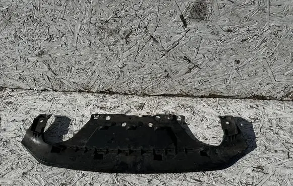 Mazda 3 III Engine splash shield/under tray B45A-500S