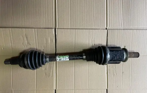 Land Rover Discovery 5 Front driveshaft