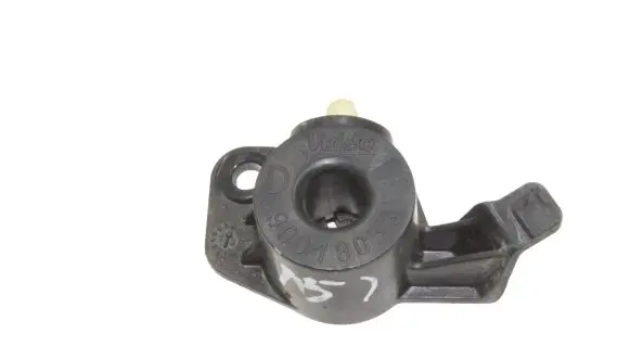 Volvo XC60 Headlight/headlamp mounting bracket 90018053