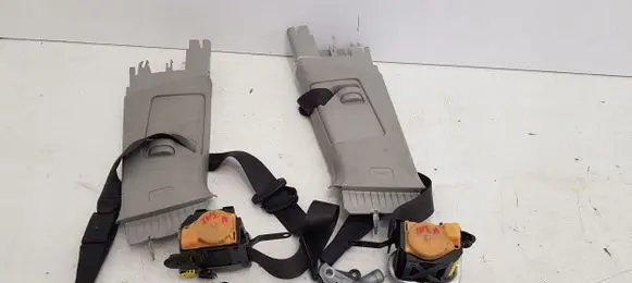Opel Insignia A Front seatbelt