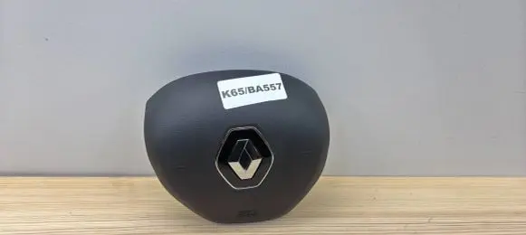 Renault Duster II Airbag cover RE06J2004439