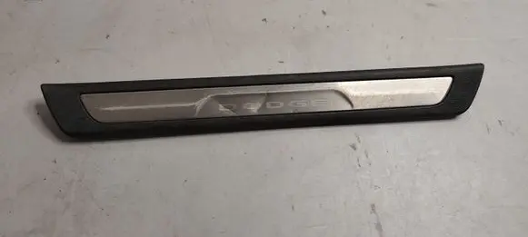 Dodge Durango Front sill trim cover 101037050BLR