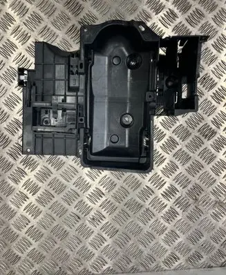 BMW 2 G42 Fuse box cover 9858773