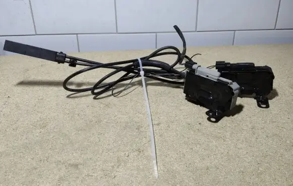 Mercedes-Benz S W222 Tailgate/trunk/boot lock/catch/latch A1728800560