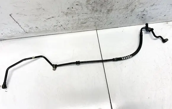 Mercedes-Benz C W203 Power steering hose/pipe/line 