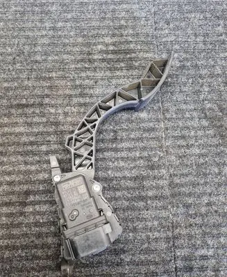 Ford Focus Accelerator throttle pedal 4M519F836CJ 00864161