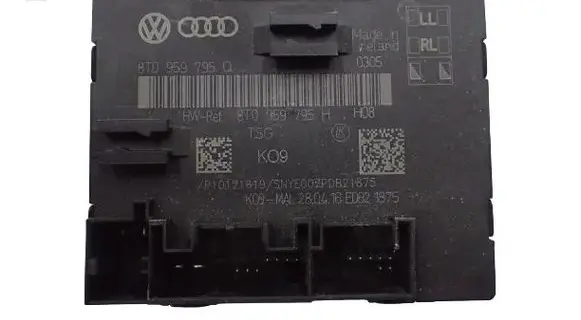 Audi A5 8T 8F Door control unit/module 8T0959795Q