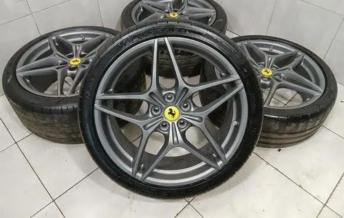Ferrari California F149 R20 alloy rim