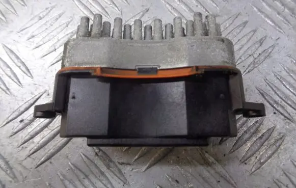 Ford Fiesta Heater blower fan relay 3S7H-19E624-AB