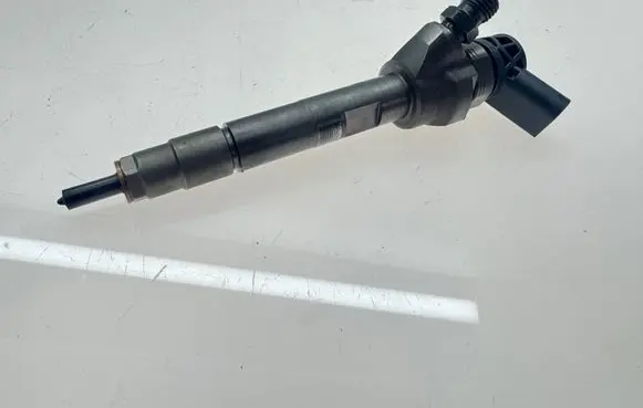 BMW 4 F32 F33 Fuel injector 0445110616