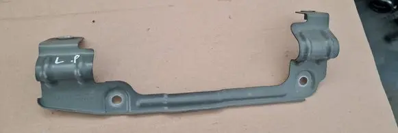 Audi A6 S6 C8 4K Fender mounting bracket 4K0821167 03S4220