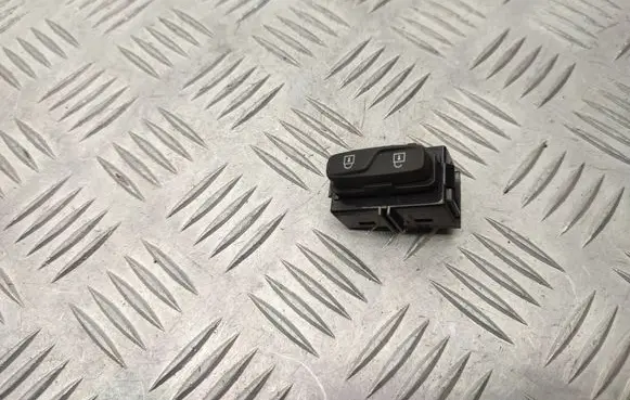 Volvo V70 Central locking switch button 31343099