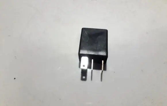 Alfa Romeo 147 Other relay B047E 46520411