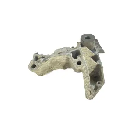 Volvo XC90 Engine mounting bracket