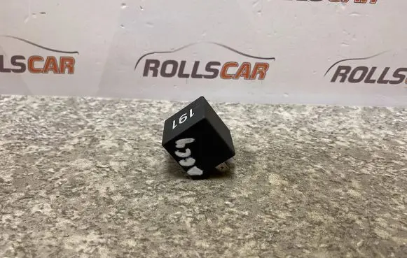 Audi A6 S6 C4 4A Other relay 1H0953227 WL054237009