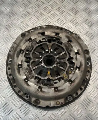 Audi A6 S6 C5 4B Clutch set kit 059141031J