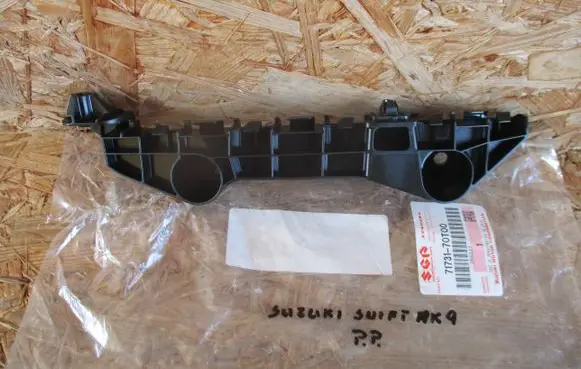 Suzuki Swift IV Front bumper mounting bracket 7173170T00