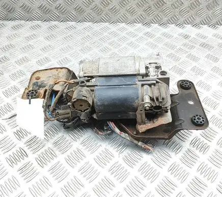 BMW X5 E70 Air suspension compressor/pump 6859714 6789938
