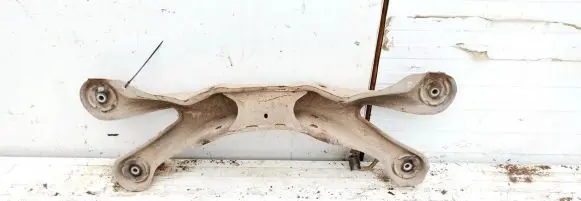 Opel Vectra B Rear subframe 