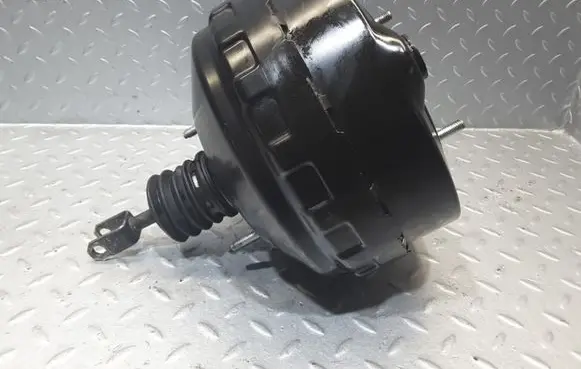 BMW 3 E90 E91 Brake booster 6785648