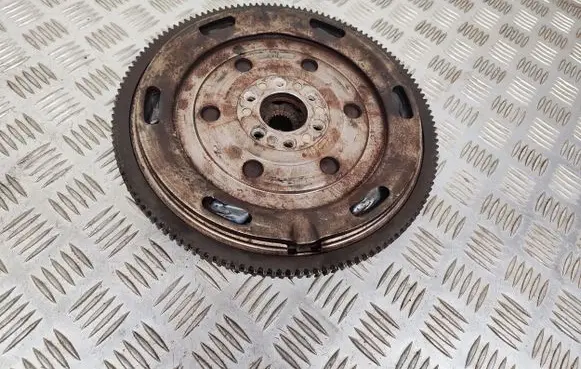Audi A4 S4 B7 8E 8H Flywheel