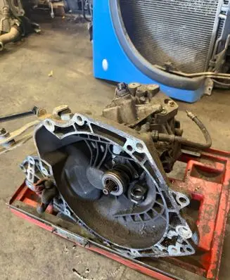 Opel Corsa C Manual 5 speed gearbox 24424040 55566119