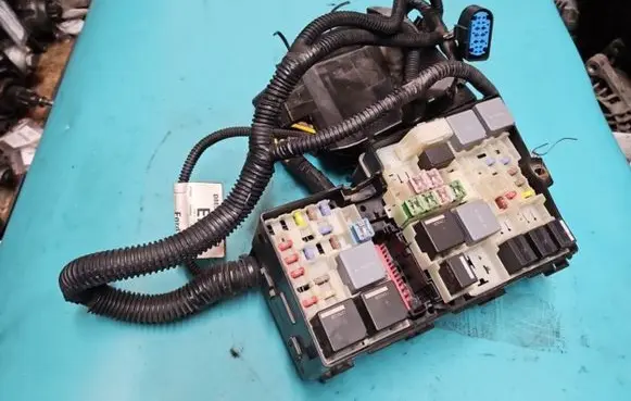 Ford C-MAX II Fuse box set DM5T-14K733 IMPRK1393761