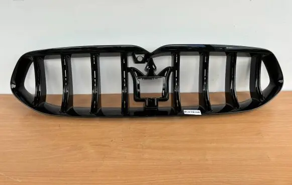 Maserati Grecale Front grill 670170829