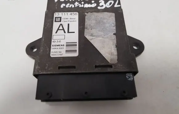 Opel Vectra C Door central lock control unit/module 13111456