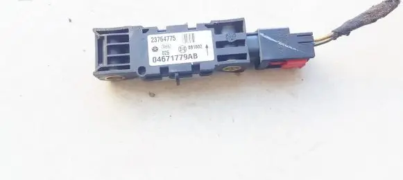 Chrysler Pacifica Airbag deployment crash/impact sensor 04671779ab 23764775