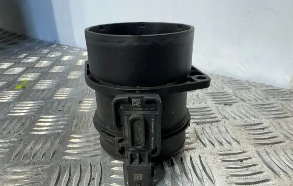 Mercedes-Benz Vito Viano W639 Mass air flow meter A6519050500