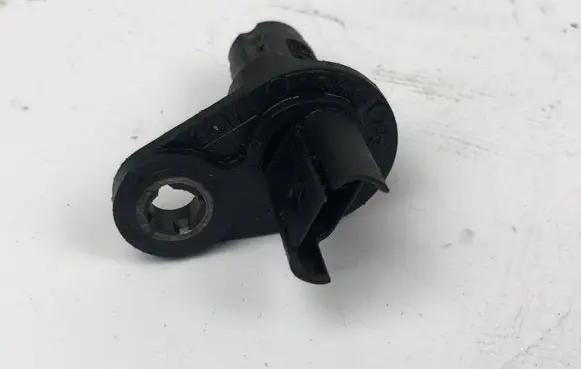 BMW 5 GT F07 Camshaft position sensor 7525014