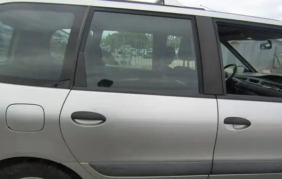 Renault Espace III Rear door 