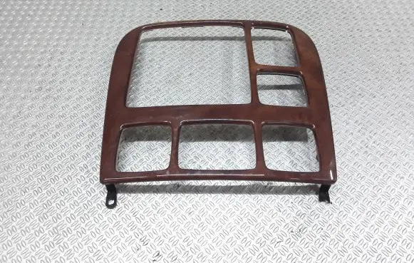 Mercedes-Benz S W220 Radio/GPS head unit trim 