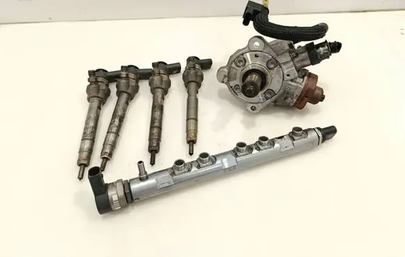 BMW 1 E82 E88 Fuel injection system set 7797874 0445010506