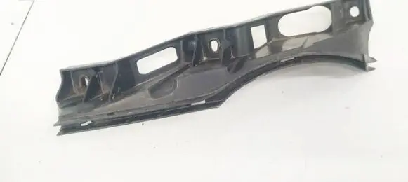 Volkswagen PASSAT B6 Front bumper mounting bracket 3C0807890