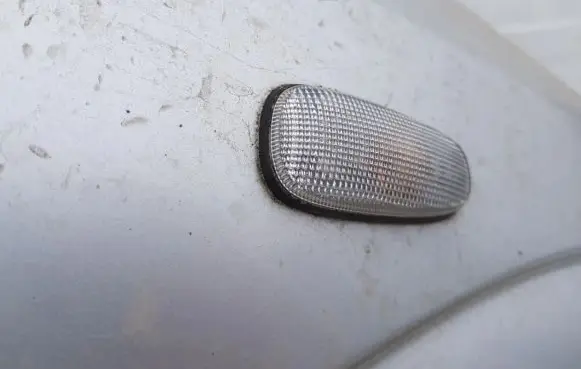 Opel Astra G Front fender indicator light