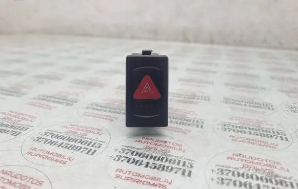 Volkswagen PASSAT B5 Hazard light switch 3B0953235B
