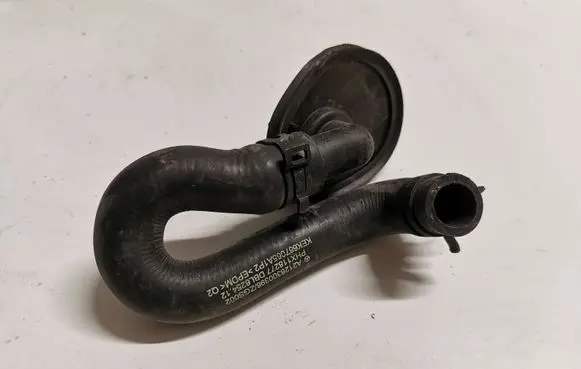 Mercedes-Benz E W212 Engine coolant pipe/hose A2128300396