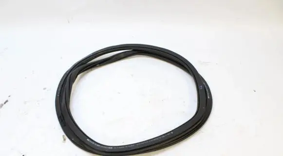 Skoda Superb B8 (3V) Rubber seal front door (on door) 