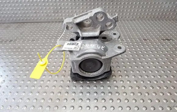 Land Rover Evoque II Engine mount vacuum valve K8D2-7M121-AE