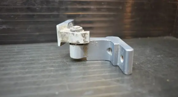 Audi A6 Allroad C6 Rear door upper hinge