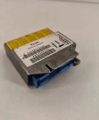 Volvo S70 V70 V70 XC Airbag control unit/module 9472728D 9833500170 E5T8M01A0G0