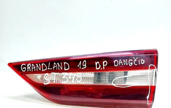 Opel Grandland X Tailgate rear/tail lights