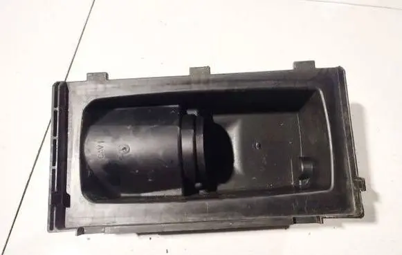 Dodge Caliber Air filter box 04891820ab