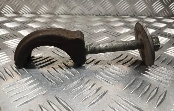 Fiat Ulysse Steering rack mounting bracket 
