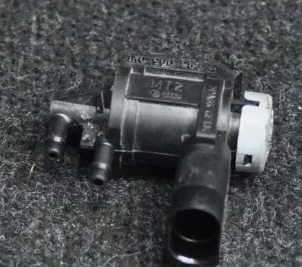 Audi Q5 SQ5 Turbo solenoid valve 1K0906283A